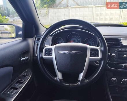 Черный Крайслер 200, объемом двигателя 3.61 л и пробегом 280 тыс. км за 7500 $, фото 21 на Automoto.ua