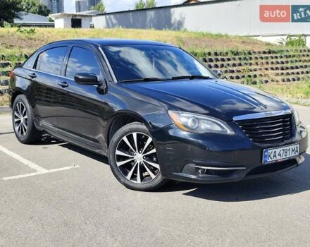 Черный Крайслер 200, объемом двигателя 3.61 л и пробегом 280 тыс. км за 7500 $, фото 7 на Automoto.ua