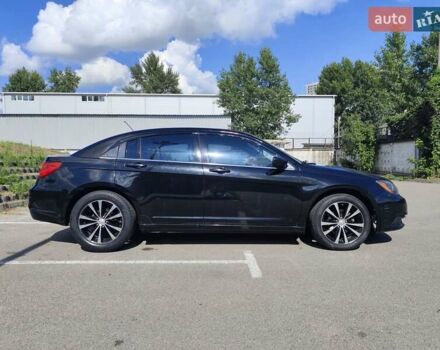 Черный Крайслер 200, объемом двигателя 3.61 л и пробегом 280 тыс. км за 7500 $, фото 8 на Automoto.ua