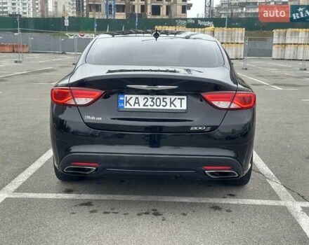 Черный Крайслер 200, объемом двигателя 3.6 л и пробегом 139 тыс. км за 10400 $, фото 4 на Automoto.ua