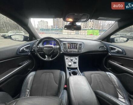 Черный Крайслер 200, объемом двигателя 3.6 л и пробегом 139 тыс. км за 10400 $, фото 23 на Automoto.ua