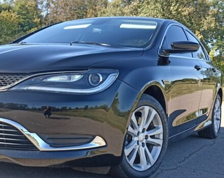 Чорний Крайслер 200, об'ємом двигуна 2.4 л та пробігом 196 тис. км за 10000 $, фото 1 на Automoto.ua