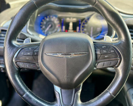 Чорний Крайслер 200, об'ємом двигуна 3.61 л та пробігом 214 тис. км за 10500 $, фото 3 на Automoto.ua