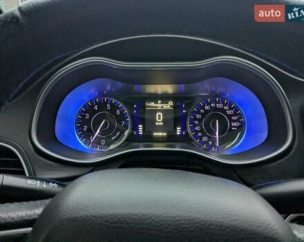 Чорний Крайслер 200, об'ємом двигуна 2.36 л та пробігом 230 тис. км за 7900 $, фото 7 на Automoto.ua