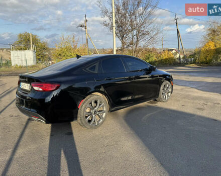 Крайслер 200 2014 в Первомайск на Automoto.ua Черный Крайслер 200, объемом двигателя 2.36 л и пробегом 177 тыс. км за 11000 $, фото 5 на Automoto.ua