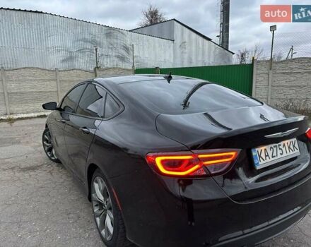 Черный Крайслер 200, объемом двигателя 3.6 л и пробегом 218 тыс. км за 9700 $, фото 7 на Automoto.ua