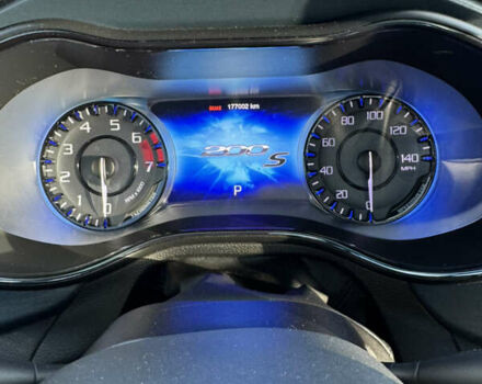 Крайслер 200 2014 в Первомайск на Automoto.ua Черный Крайслер 200, объемом двигателя 2.36 л и пробегом 177 тыс. км за 11000 $, фото 12 на Automoto.ua