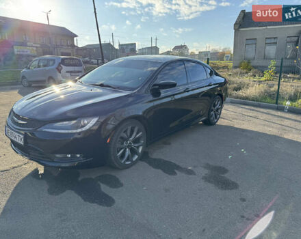 Крайслер 200 2014 в Первомайск на Automoto.ua Черный Крайслер 200, объемом двигателя 2.36 л и пробегом 177 тыс. км за 11000 $, фото 1 на Automoto.ua