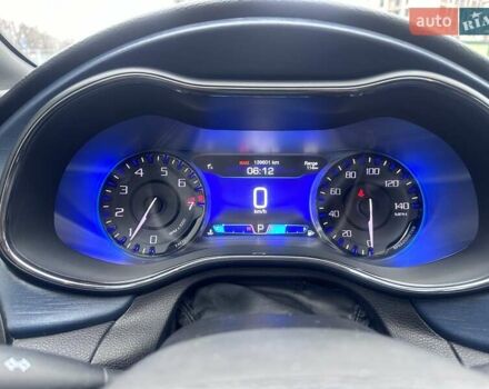 Черный Крайслер 200, объемом двигателя 3.6 л и пробегом 139 тыс. км за 10400 $, фото 20 на Automoto.ua