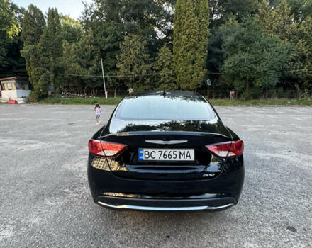 Черный Крайслер 200, объемом двигателя 2.4 л и пробегом 220 тыс. км за 8700 $, фото 1 на Automoto.ua
