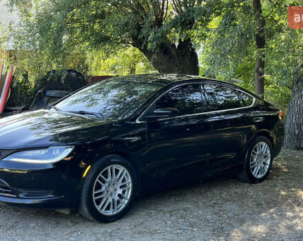 Черный Крайслер 200, объемом двигателя 2.4 л и пробегом 201 тыс. км за 9800 $, фото 6 на Automoto.ua