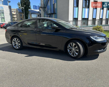 Черный Крайслер 200, объемом двигателя 2.4 л и пробегом 171 тыс. км за 9299 $, фото 9 на Automoto.ua