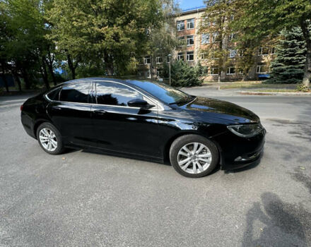 Черный Крайслер 200, объемом двигателя 2.4 л и пробегом 98 тыс. км за 9300 $, фото 3 на Automoto.ua
