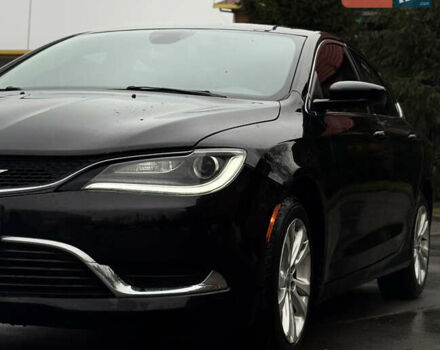 Черный Крайслер 200, объемом двигателя 2.36 л и пробегом 198 тыс. км за 8850 $, фото 6 на Automoto.ua