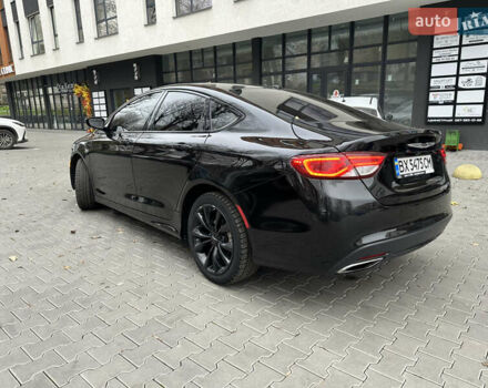 Чорний Крайслер 200, об'ємом двигуна 2.36 л та пробігом 230 тис. км за 9400 $, фото 2 на Automoto.ua