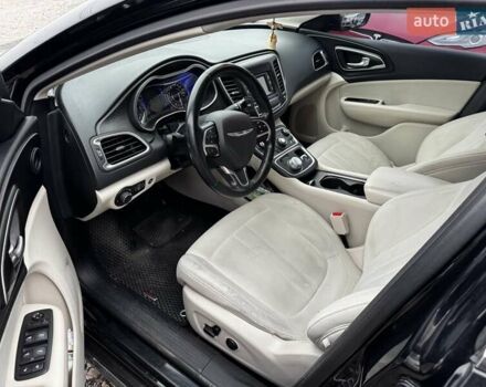 Чорний Крайслер 200, об'ємом двигуна 2.36 л та пробігом 192 тис. км за 9500 $, фото 9 на Automoto.ua