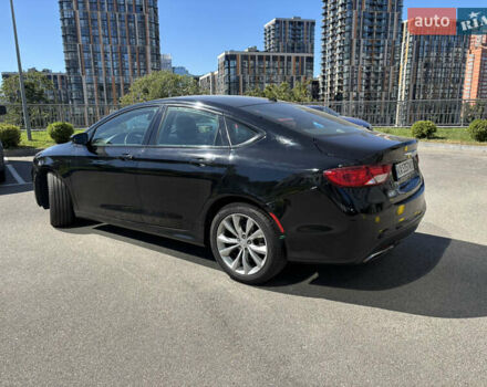 Черный Крайслер 200, объемом двигателя 2.4 л и пробегом 171 тыс. км за 9299 $, фото 6 на Automoto.ua