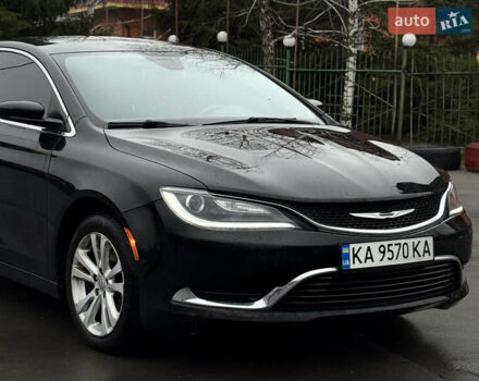 Черный Крайслер 200, объемом двигателя 2.36 л и пробегом 198 тыс. км за 8850 $, фото 7 на Automoto.ua