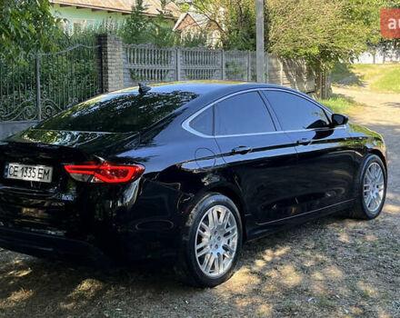 Черный Крайслер 200, объемом двигателя 2.4 л и пробегом 201 тыс. км за 9800 $, фото 10 на Automoto.ua