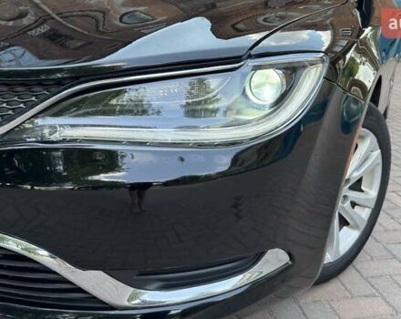 Чорний Крайслер 200, об'ємом двигуна 2.36 л та пробігом 123 тис. км за 11300 $, фото 8 на Automoto.ua