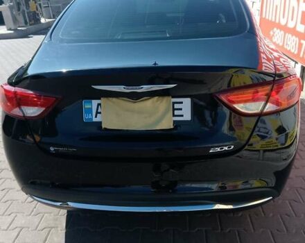 Черный Крайслер 200, объемом двигателя 2.4 л и пробегом 216 тыс. км за 9800 $, фото 3 на Automoto.ua