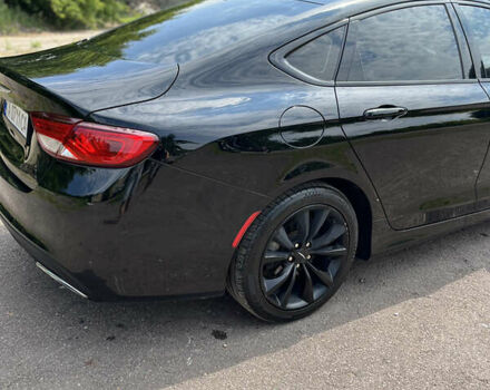 Черный Крайслер 200, объемом двигателя 2.4 л и пробегом 208 тыс. км за 10000 $, фото 3 на Automoto.ua