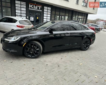 Чорний Крайслер 200, об'ємом двигуна 2.36 л та пробігом 230 тис. км за 9400 $, фото 1 на Automoto.ua