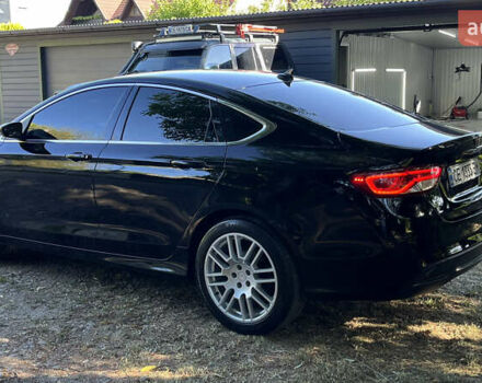 Черный Крайслер 200, объемом двигателя 2.4 л и пробегом 201 тыс. км за 9800 $, фото 4 на Automoto.ua