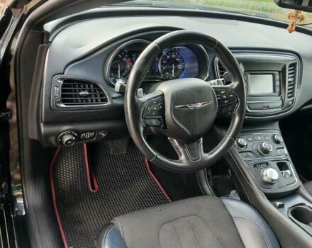 Черный Крайслер 200, объемом двигателя 2.36 л и пробегом 110 тыс. км за 13500 $, фото 3 на Automoto.ua