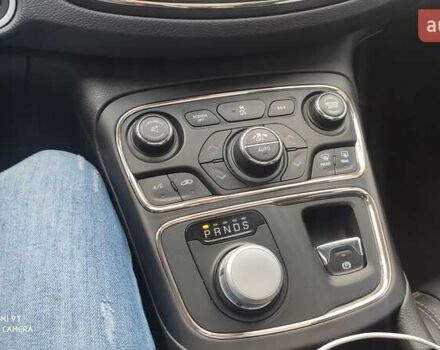 Черный Крайслер 200, объемом двигателя 3.6 л и пробегом 152 тыс. км за 16800 $, фото 8 на Automoto.ua