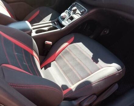 Черный Крайслер 200, объемом двигателя 2.4 л и пробегом 216 тыс. км за 9800 $, фото 6 на Automoto.ua