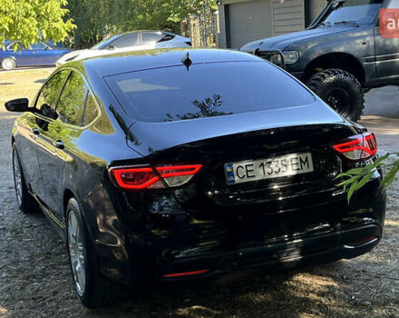 Черный Крайслер 200, объемом двигателя 2.4 л и пробегом 201 тыс. км за 9800 $, фото 7 на Automoto.ua