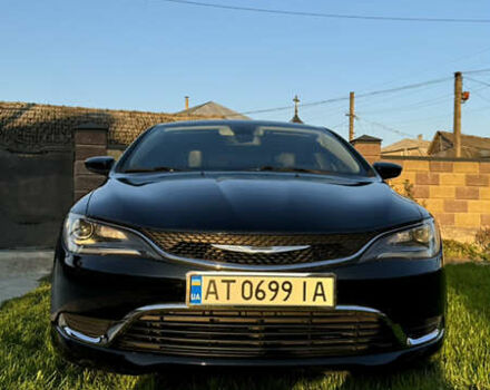Черный Крайслер 200, объемом двигателя 2.36 л и пробегом 163 тыс. км за 12500 $, фото 2 на Automoto.ua