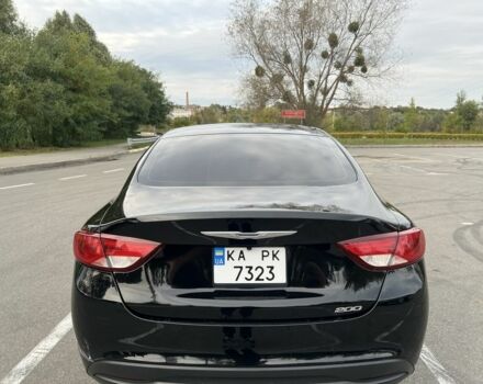 Чорний Крайслер 200, об'ємом двигуна 2.4 л та пробігом 285 тис. км за 9000 $, фото 2 на Automoto.ua