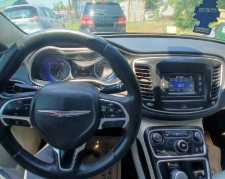 Черный Крайслер 200, объемом двигателя 2.4 л и пробегом 116 тыс. км за 7000 $, фото 8 на Automoto.ua