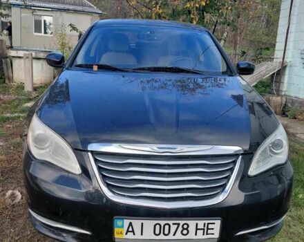 Чорний Крайслер 200, об'ємом двигуна 2.4 л та пробігом 134 тис. км за 5500 $, фото 1 на Automoto.ua