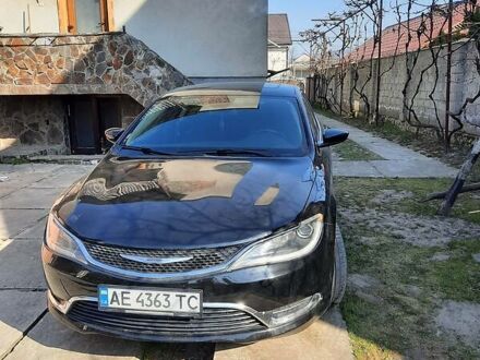 Крайслер 200 2014 в Днепре (Днепропетровске) на Automoto.ua Черный Крайслер 200, объемом двигателя 2.4 л и пробегом 148 тыс. км за 10100 $, фото 1 на Automoto.ua