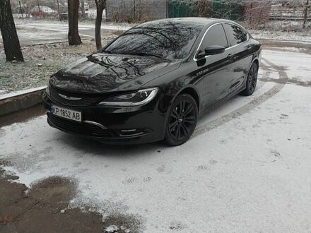 Крайслер 200 2014 у Запоріжжя на Automoto.ua Чорний Крайслер 200, об'ємом двигуна 2.4 л та пробігом 170 тис. км за 9780 $, фото 1 на Automoto.ua