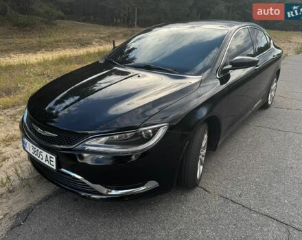Черный Крайслер 200, объемом двигателя 2.36 л и пробегом 170 тыс. км за 9500 $, фото 1 на Automoto.ua