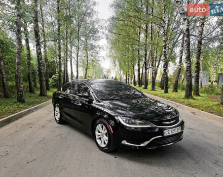 Черный Крайслер 200, объемом двигателя 2.36 л и пробегом 160 тыс. км за 9999 $, фото 1 на Automoto.ua