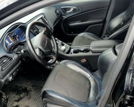 Чорний Крайслер 200, об'ємом двигуна 2.36 л та пробігом 130 тис. км за 12500 $, фото 1 на Automoto.ua