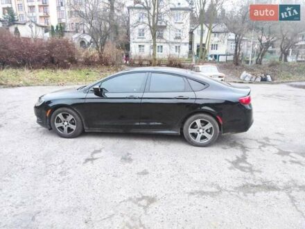 Крайслер 200 2015 в Львове на Automoto.ua Черный Крайслер 200, объемом двигателя 2.4 л и пробегом 141 тыс. км за 9500 $, фото 1 на Automoto.ua