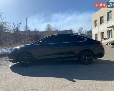 Черный Крайслер 200, объемом двигателя 2.36 л и пробегом 186 тыс. км за 9900 $, фото 1 на Automoto.ua