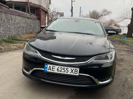 Крайслер 200 2015 в Днепре (Днепропетровске) на Automoto.ua Черный Крайслер 200, объемом двигателя 2.36 л и пробегом 126 тыс. км за 11299 $, фото 1 на Automoto.ua