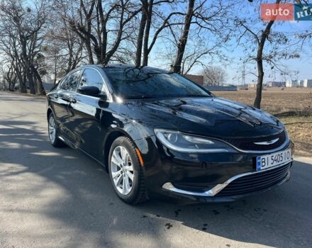 Черный Крайслер 200, объемом двигателя 2.36 л и пробегом 223 тыс. км за 9200 $, фото 1 на Automoto.ua