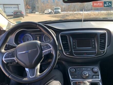 Чорний Крайслер 200, об'ємом двигуна 2.36 л та пробігом 186 тис. км за 9100 $, фото 1 на Automoto.ua