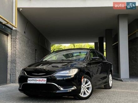 Крайслер 200 2016 у Хмельницькому на Automoto.ua Чорний Крайслер 200, об'ємом двигуна 2.4 л та пробігом 145 тис. км за 10499 $, фото 1 на Automoto.ua