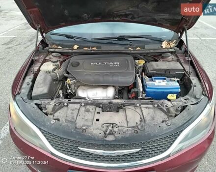 Фиолетовый Крайслер 200, объемом двигателя 2.4 л и пробегом 175 тыс. км за 8300 $, фото 1 на Automoto.ua