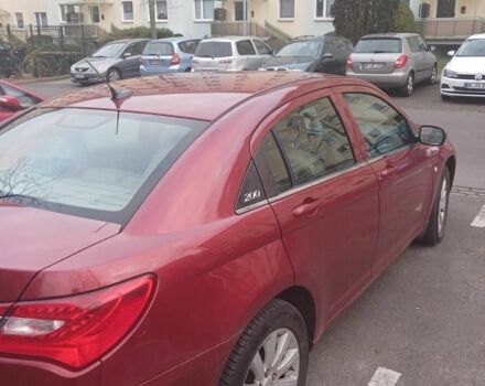 Червоний Крайслер 200, об'ємом двигуна 2.4 л та пробігом 160 тис. км за 6030 $, фото 3 на Automoto.ua