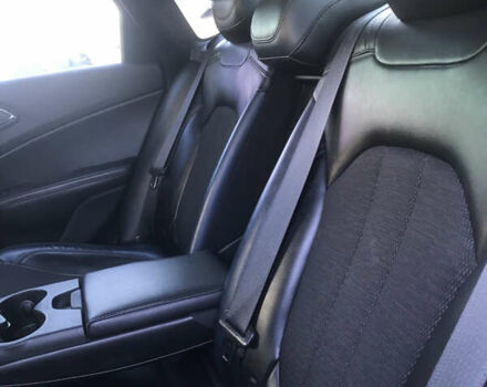 Красный Крайслер 200, объемом двигателя 2.4 л и пробегом 200 тыс. км за 9000 $, фото 31 на Automoto.ua